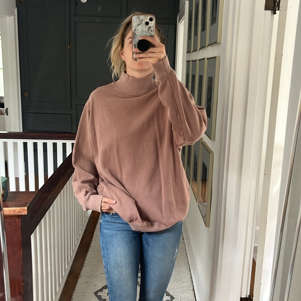 Aerie turtleneck oversized sweatshirt with pockets